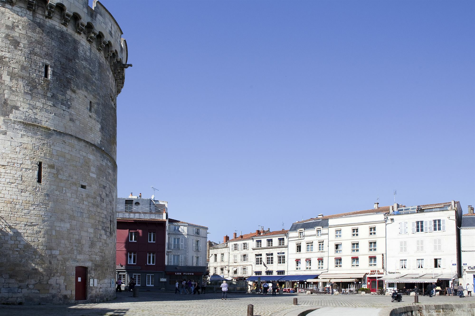 Maisons Du Monde Hotel & Suites - La Rochelle Vieux Port Exteriör bild